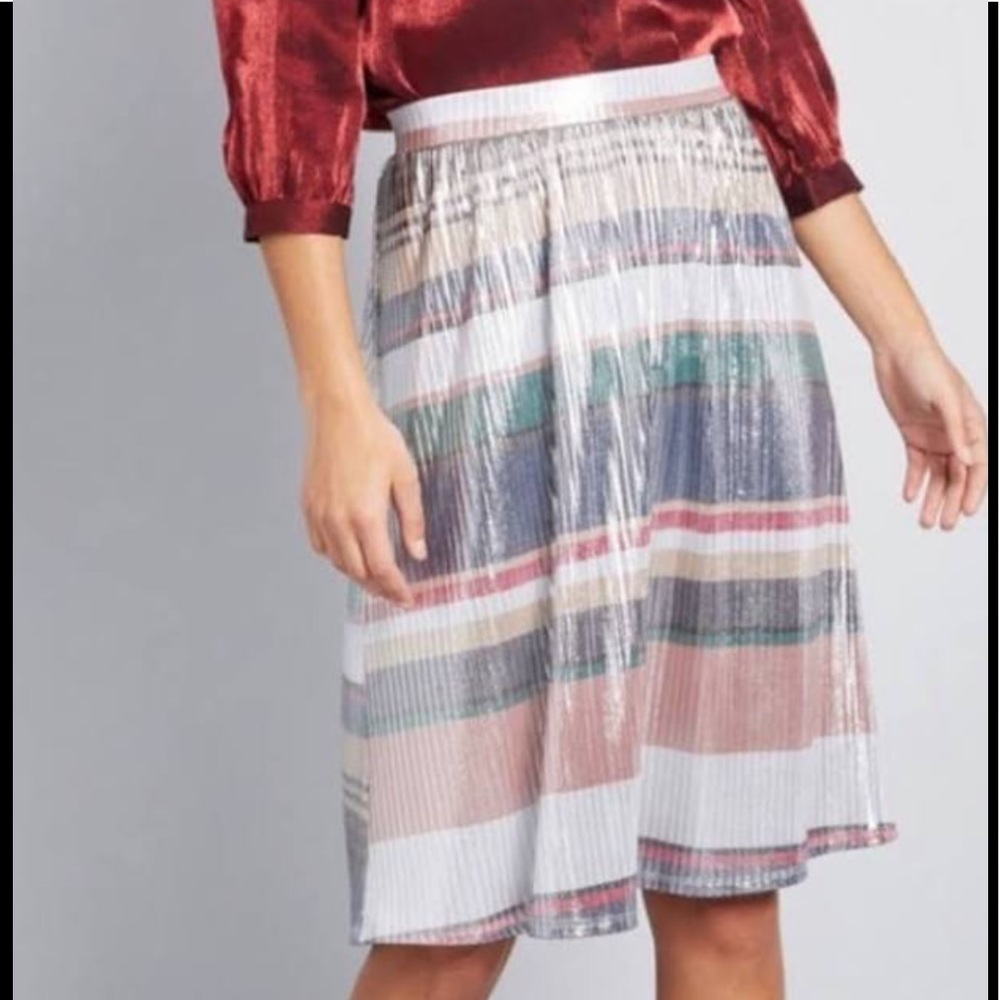 MODCLOTH METALLIC SKIRT ELASTIC WAIST JESSY B - Picture 8 of 14